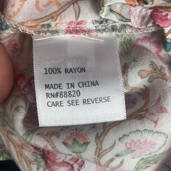 Kenar Floral Printed Flowy Blouse - Picture 5 of 6